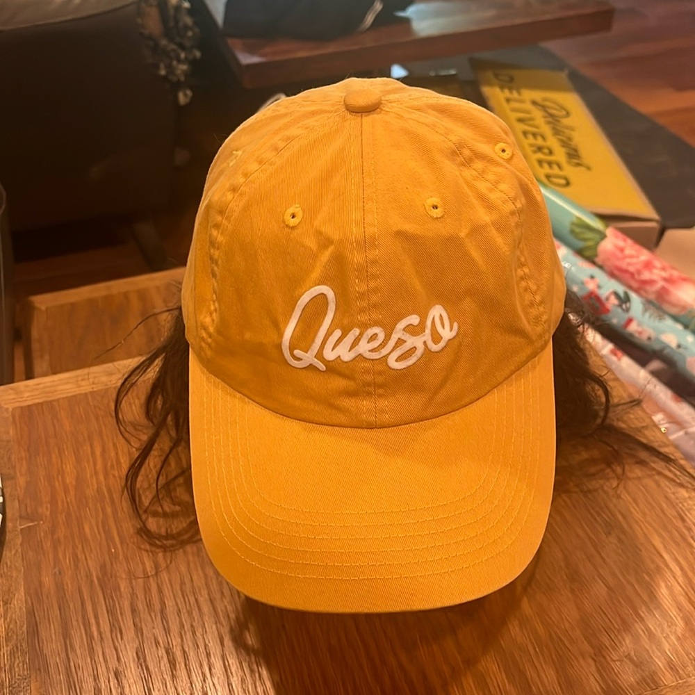 Mustard yellow ‘queso’ baseball cap